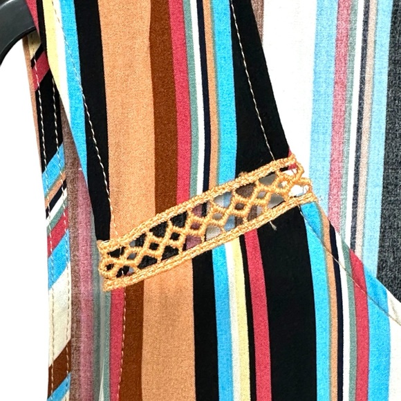 439 - WEEKEND SUZANNE BETRO TOP - Picture 12 of 14